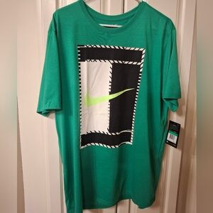 Nwt Nike Green Graphic Men's Shirt
